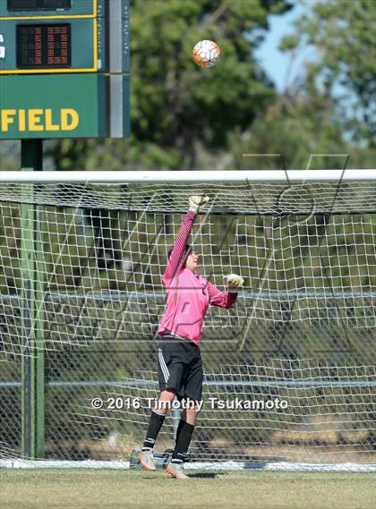 Thumbnail 2 in Douglas @ Bishop Manogue photogallery.