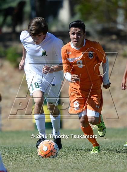 Thumbnail 2 in Douglas @ Bishop Manogue photogallery.