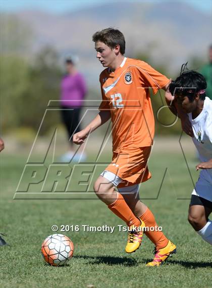 Thumbnail 1 in Douglas @ Bishop Manogue photogallery.