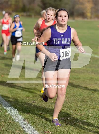 Thumbnail 2 in CCAA XC Championships photogallery.