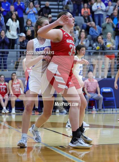 Thumbnail 3 in Glen Rose vs. Decatur (UIL Basketball 4A Area Playoff) photogallery.