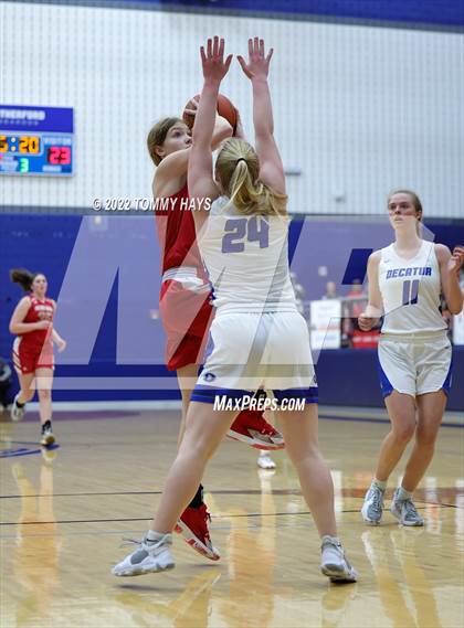Thumbnail 1 in Glen Rose vs. Decatur (UIL Basketball 4A Area Playoff) photogallery.