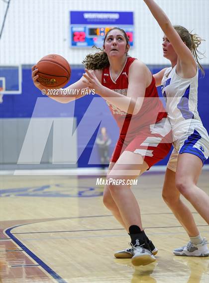 Thumbnail 3 in Glen Rose vs. Decatur (UIL Basketball 4A Area Playoff) photogallery.