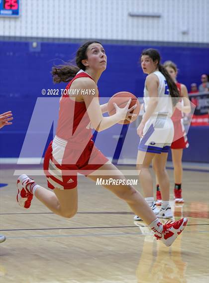 Thumbnail 1 in Glen Rose vs. Decatur (UIL Basketball 4A Area Playoff) photogallery.
