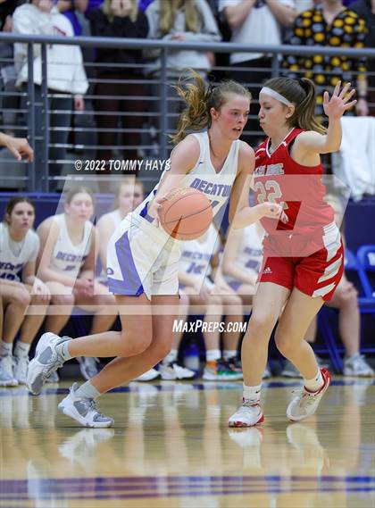 Thumbnail 1 in Glen Rose vs. Decatur (UIL Basketball 4A Area Playoff) photogallery.