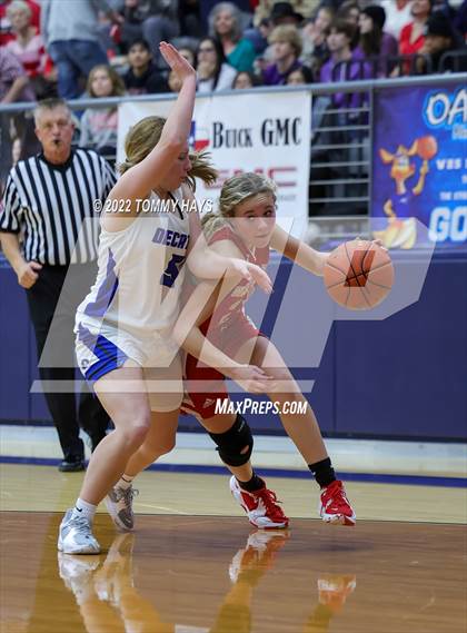 Thumbnail 3 in Glen Rose vs. Decatur (UIL Basketball 4A Area Playoff) photogallery.