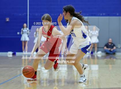 Thumbnail 1 in Glen Rose vs. Decatur (UIL Basketball 4A Area Playoff) photogallery.