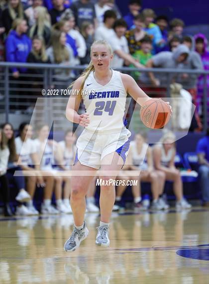 Thumbnail 2 in Glen Rose vs. Decatur (UIL Basketball 4A Area Playoff) photogallery.
