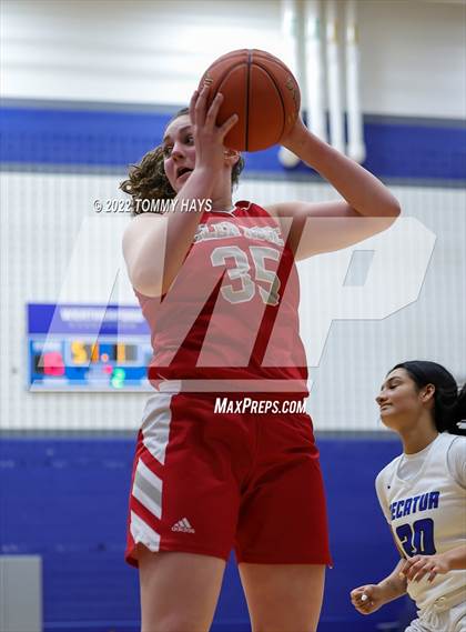 Thumbnail 2 in Glen Rose vs. Decatur (UIL Basketball 4A Area Playoff) photogallery.