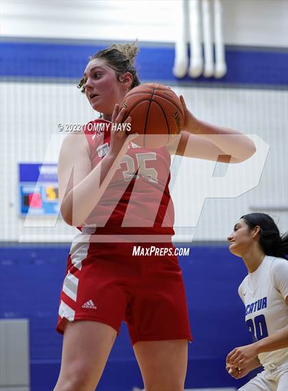 Thumbnail 3 in Glen Rose vs. Decatur (UIL Basketball 4A Area Playoff) photogallery.