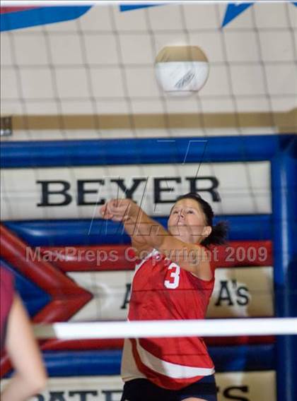 Thumbnail 2 in Modesto @ Beyer photogallery.