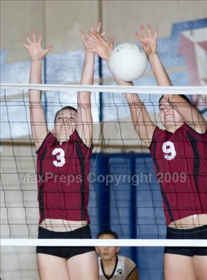 Thumbnail 2 in Modesto @ Beyer photogallery.
