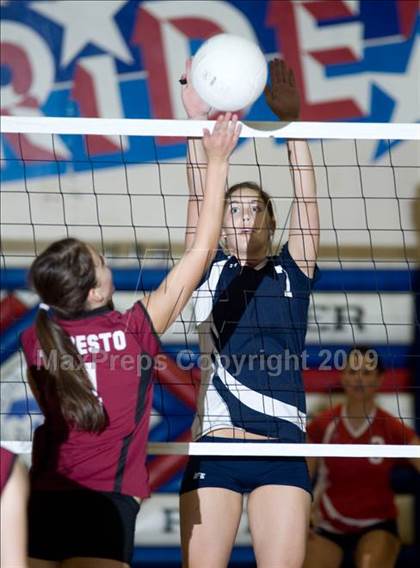 Thumbnail 2 in Modesto @ Beyer photogallery.