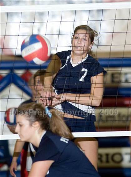 Thumbnail 1 in Modesto @ Beyer photogallery.