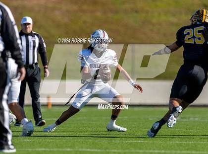 Thumbnail 2 in Jefferson @ Malakoff (UIL 3A DI Regional Playoff) photogallery.