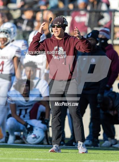 Thumbnail 1 in Jefferson @ Malakoff (UIL 3A DI Regional Playoff) photogallery.