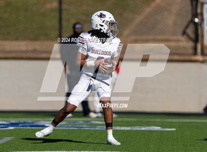 Thumbnail 1 in Jefferson @ Malakoff (UIL 3A DI Regional Playoff) photogallery.
