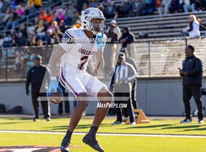 Thumbnail 1 in Jefferson @ Malakoff (UIL 3A DI Regional Playoff) photogallery.