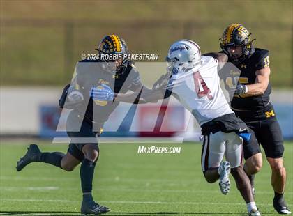 Thumbnail 3 in Jefferson @ Malakoff (UIL 3A DI Regional Playoff) photogallery.