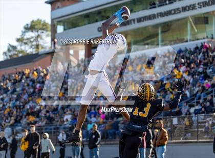 Thumbnail 3 in Jefferson @ Malakoff (UIL 3A DI Regional Playoff) photogallery.