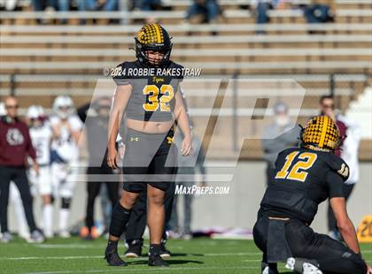 Thumbnail 3 in Jefferson @ Malakoff (UIL 3A DI Regional Playoff) photogallery.