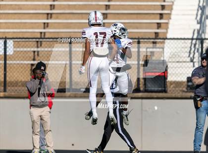 Thumbnail 1 in Jefferson @ Malakoff (UIL 3A DI Regional Playoff) photogallery.