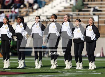 Thumbnail 3 in Jefferson @ Malakoff (UIL 3A DI Regional Playoff) photogallery.