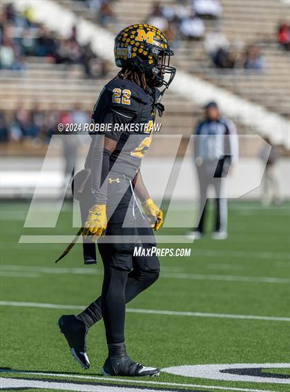 Thumbnail 3 in Jefferson @ Malakoff (UIL 3A DI Regional Playoff) photogallery.