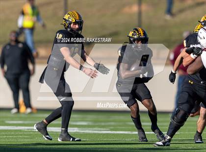 Thumbnail 3 in Jefferson @ Malakoff (UIL 3A DI Regional Playoff) photogallery.