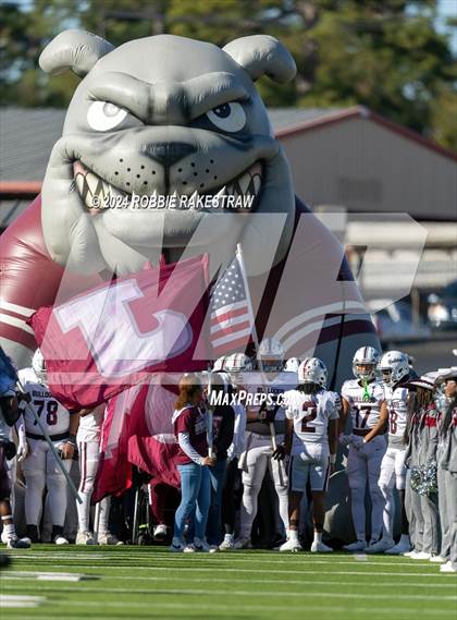Thumbnail 3 in Jefferson @ Malakoff (UIL 3A DI Regional Playoff) photogallery.