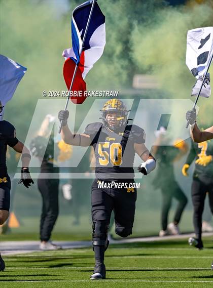 Thumbnail 3 in Jefferson @ Malakoff (UIL 3A DI Regional Playoff) photogallery.