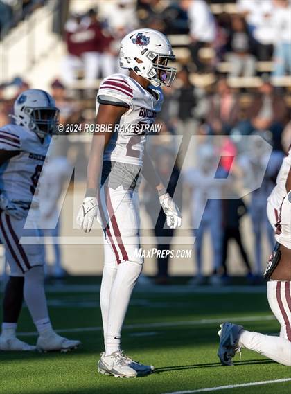 Thumbnail 2 in Jefferson @ Malakoff (UIL 3A DI Regional Playoff) photogallery.