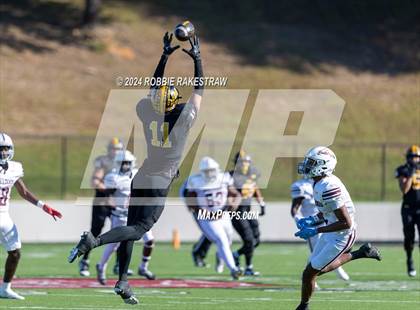 Thumbnail 3 in Jefferson @ Malakoff (UIL 3A DI Regional Playoff) photogallery.