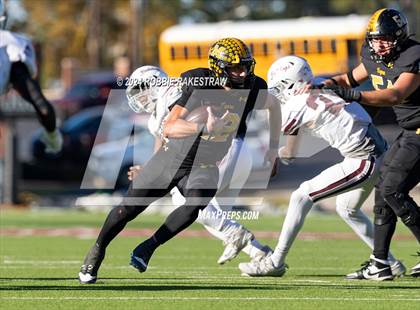 Thumbnail 1 in Jefferson @ Malakoff (UIL 3A DI Regional Playoff) photogallery.