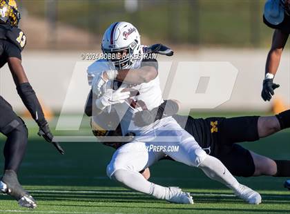 Thumbnail 2 in Jefferson @ Malakoff (UIL 3A DI Regional Playoff) photogallery.