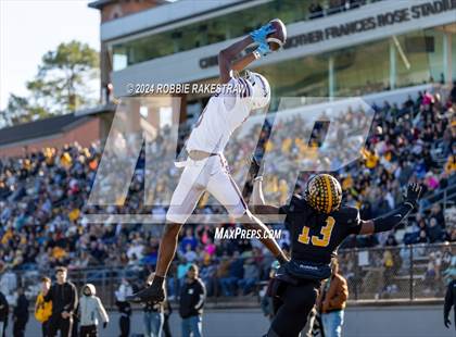 Thumbnail 1 in Jefferson @ Malakoff (UIL 3A DI Regional Playoff) photogallery.