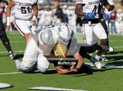 Thumbnail 1 in Jefferson @ Malakoff (UIL 3A DI Regional Playoff) photogallery.