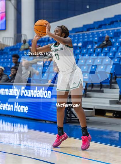 Thumbnail 1 in Greenbrier vs. Laney photogallery.