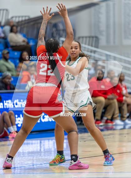 Thumbnail 2 in Greenbrier vs. Laney photogallery.