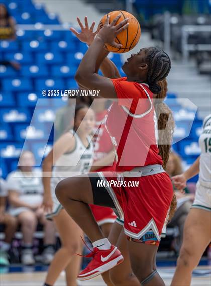 Thumbnail 2 in Greenbrier vs. Laney photogallery.