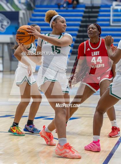 Thumbnail 2 in Greenbrier vs. Laney photogallery.