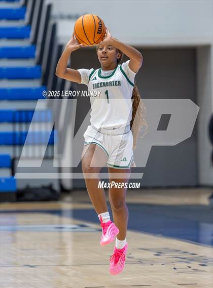 Thumbnail 1 in Greenbrier vs. Laney photogallery.