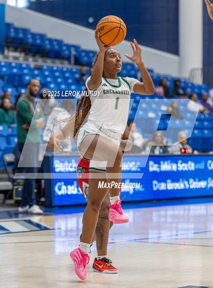 Thumbnail 1 in Greenbrier vs. Laney photogallery.