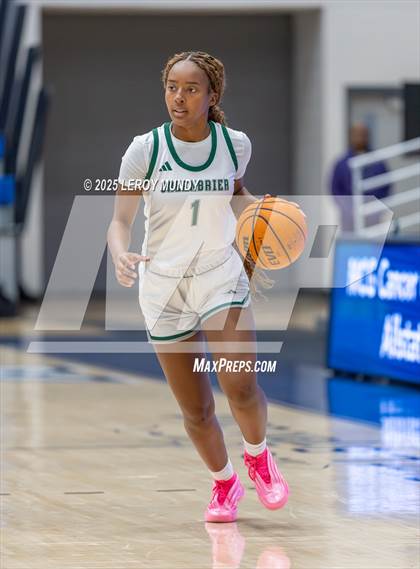 Thumbnail 2 in Greenbrier vs. Laney photogallery.