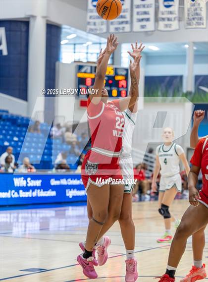 Thumbnail 1 in Greenbrier vs. Laney photogallery.