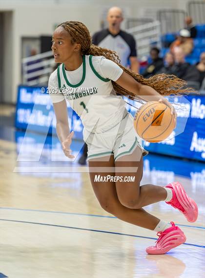 Thumbnail 1 in Greenbrier vs. Laney photogallery.