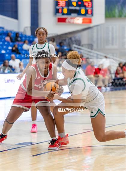 Thumbnail 1 in Greenbrier vs. Laney photogallery.