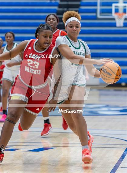 Thumbnail 2 in Greenbrier vs. Laney photogallery.