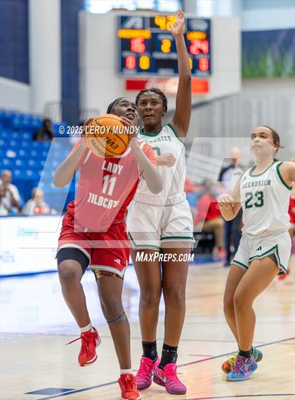 Thumbnail 3 in Greenbrier vs. Laney photogallery.