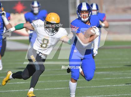 Thumbnail 3 in Bishop Manogue vs. Bishop Gorman (NIAA 4A Final) photogallery.